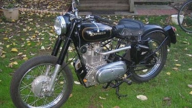 Panduan Lengkap Cara Engkol Sepeda Motor dengan Aman dan Efektif