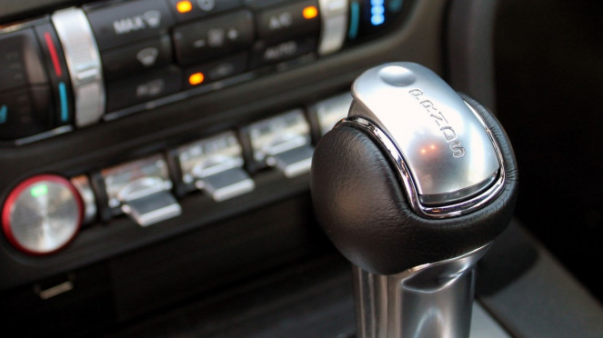 Ilustrasi mobil transmisi otomatis