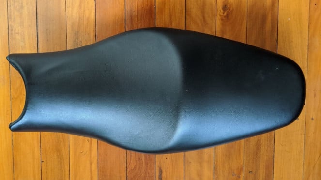 Ilustrasi jok motor.