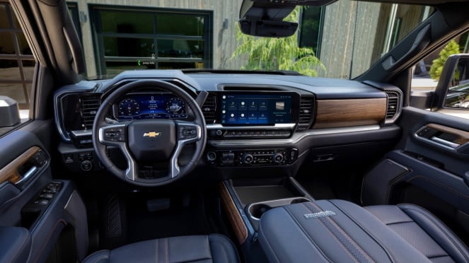 Interior mobil pick-up Chevrolet Silverado