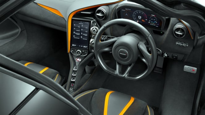 VIVA Otomotif: Supercar McLaren 720S