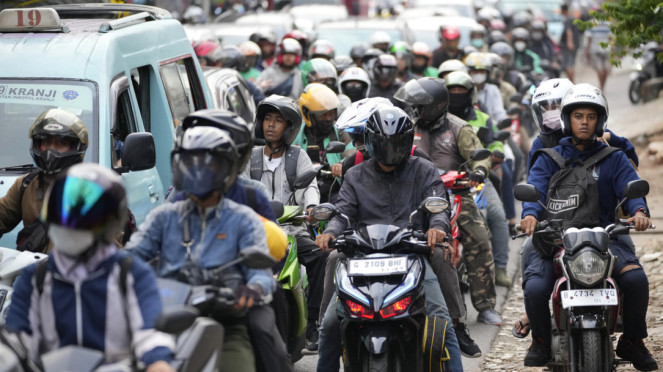 Pengguna sepeda motor