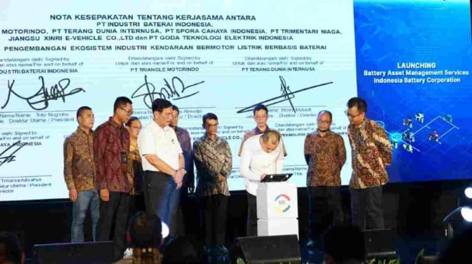 Pemerintah melakukan standardisasi infrastruktur pendukung kendaraan listrik mel