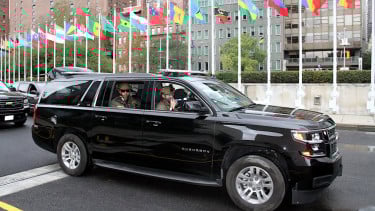 Chevrolet Suburban, Mobil Jenis SUV dengan Sejarah Panjang yang Masih Populer hingga Kini!