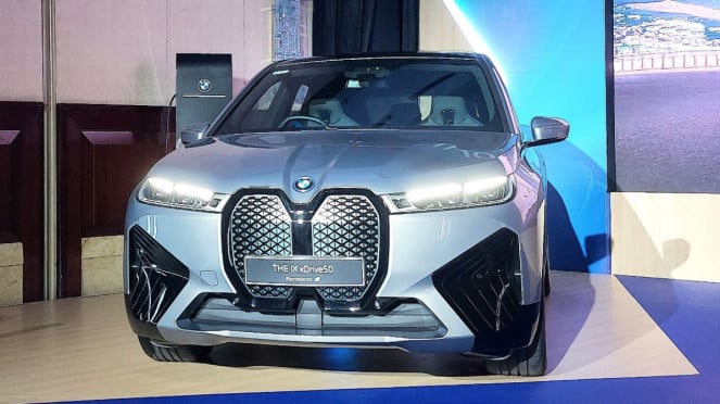 BMW iX xDrive50