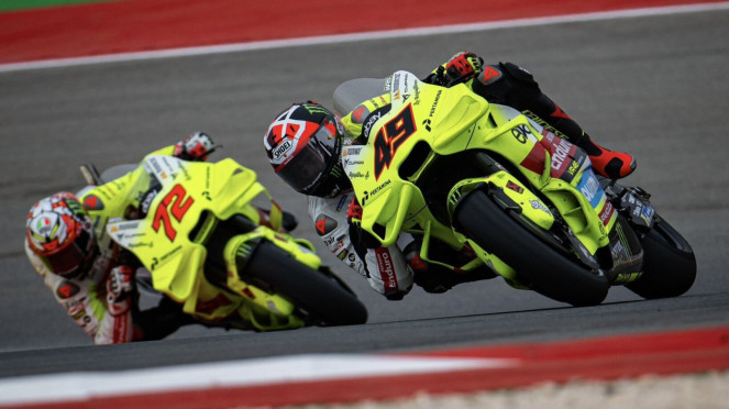 Pembalap VR46 Racing Team, Fabio Di Giannantonio (49) dan Marco Bezzecchi