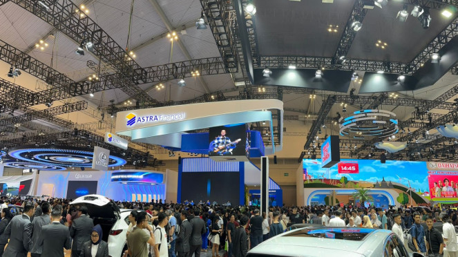 Astra Financial dalam pameran GIIAS 2024
