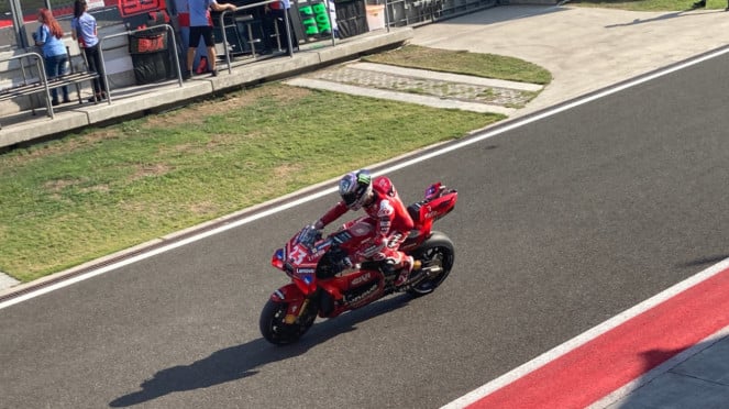 Pembalap Ducati Lenovo Team, Enea Bastianini