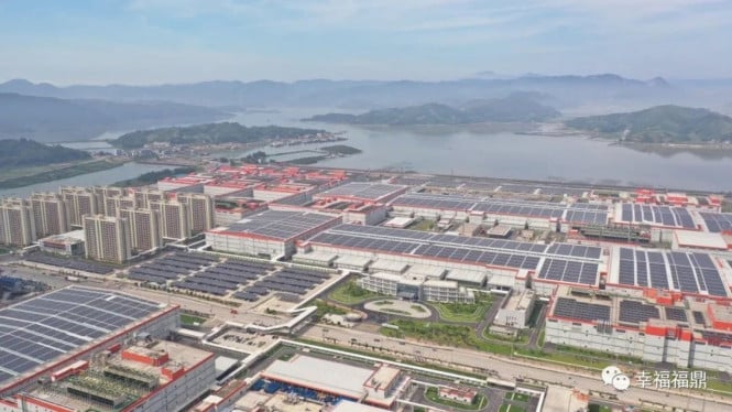 Dunia Ketergantungan Mobil China