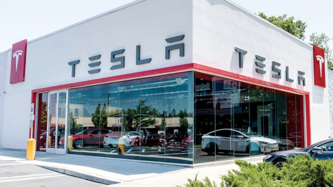Ilusrasi diler Tesla