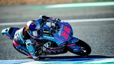 Pembalap Pemula Moto3 Ini Punya Mental Juara ala Marc Marquez