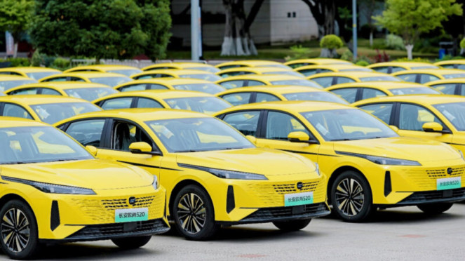 Changan Oshan 520 EV, mobil listrik pertama dengan baterai swap