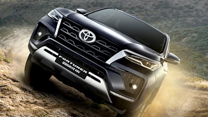 Toyota Fortuner Hybrid Resmi Dijual, Harganya Nyaris Rp1 Miliar
