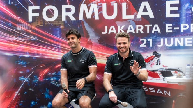Dua pembalap Nissan di Formula E, Oliver Rowland dan Norman Nato