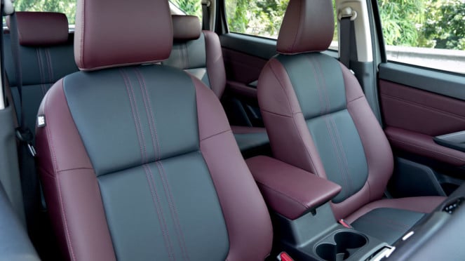 Interior New Mitsubishi Xpander Cross CVT
