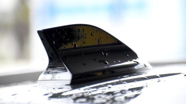 Mobil Pakai Antena Sirip Hiu Ternyata Ada Ruginya