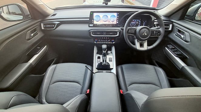 Interior Mitsubishi Destinator