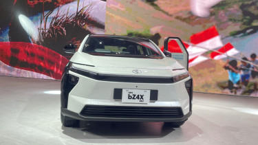 Toyota bZ4X Lokal Debut di GIIAS 2025: Lebih Canggih, Lebih Murah?