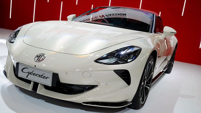 MG Cyberster warna baru di GIIAS 2025.