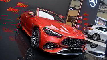 Mobil Merah Menyala Ini Ludes Terjual di GIIAS 2025