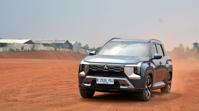 Mitsubishi Destinator.