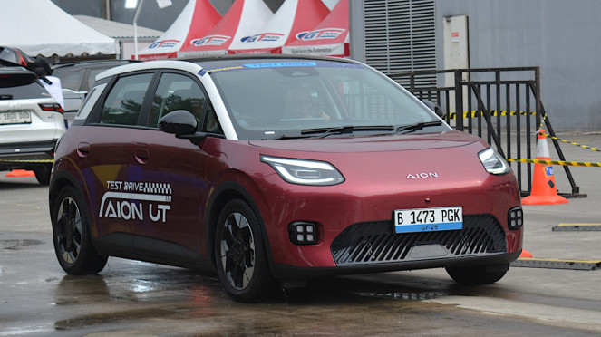 Aion UT di area test drive GIIAS 2025