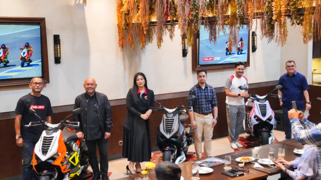 Handover Italjet Dragstet 250