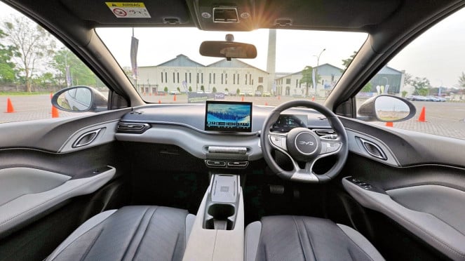 Test drive BYD Atto 1