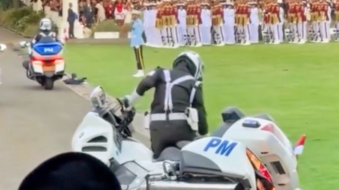 Moge Paspampres jatuh saat upacara HUT RI ke-80