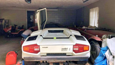 Di Indonesia Dapat Parkir VIP, di Luar Negeri Mobil Ini Justru Terbengkalai