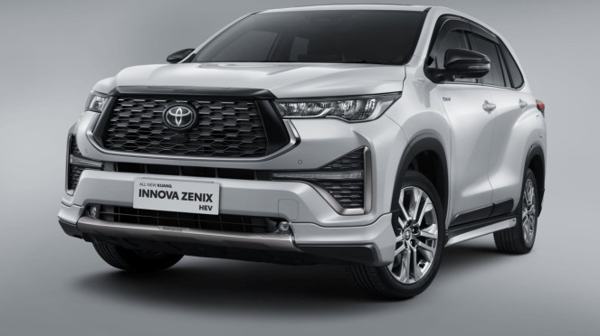 New Toyota Kijang Innova Zenix edisi 2025