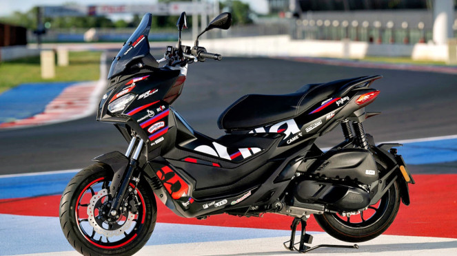 Aprilia SR GT Replica 2025