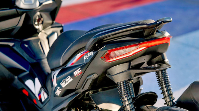 Aprilia SR GT Replica 2025