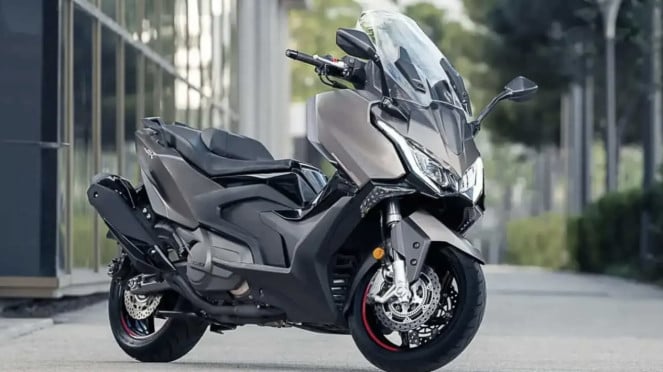 Kymco New AK550i 