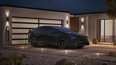 Pakai Mobil PHEV tapi Jarang Dicas, Apa Efeknya?