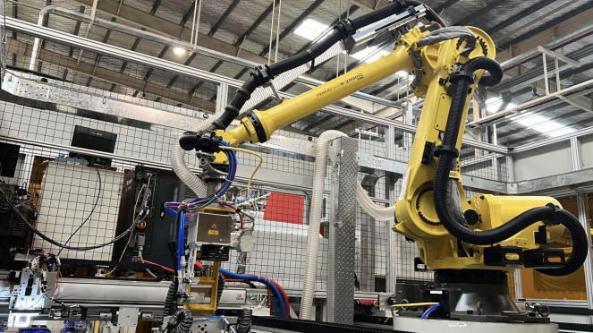 Busbar Welding di Pabrik Wuling