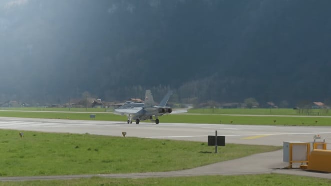 Pangkalan Militer yang Bisa Dilintasi Kendaraan