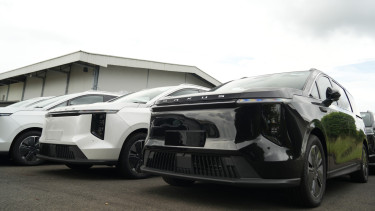 Mifa 7 dan Mifa 9 Buatan Lokal Dikirim ke Konsumen, Mampukah Ganggu Dominasi Alphard?