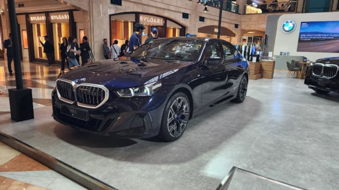 BMW i5