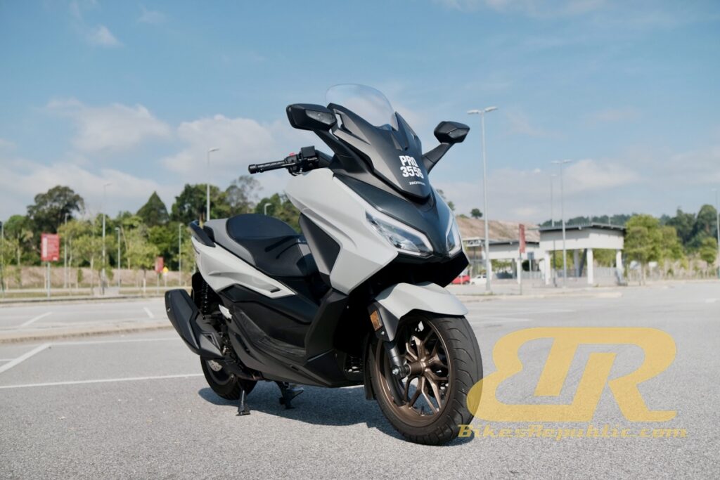 2025 Honda NSS250