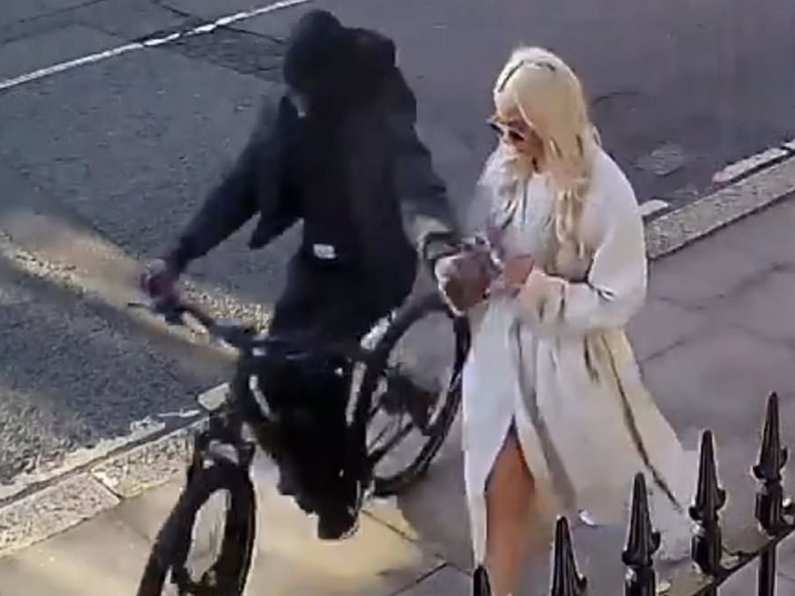 Jenayah Ragut Telefon Berleluasa di London