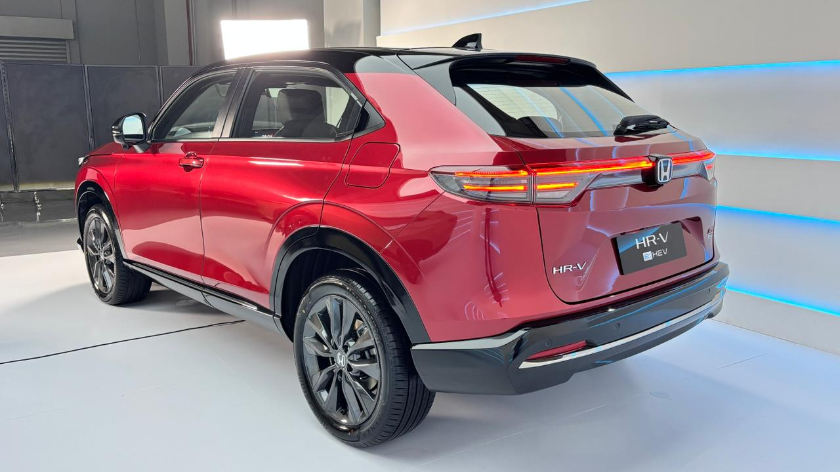 HR-V Hybrid Bikin Pasar Mobil Bekas Berdarah! Creta, Yaris Cross sampai CR-V Kena Getahnya