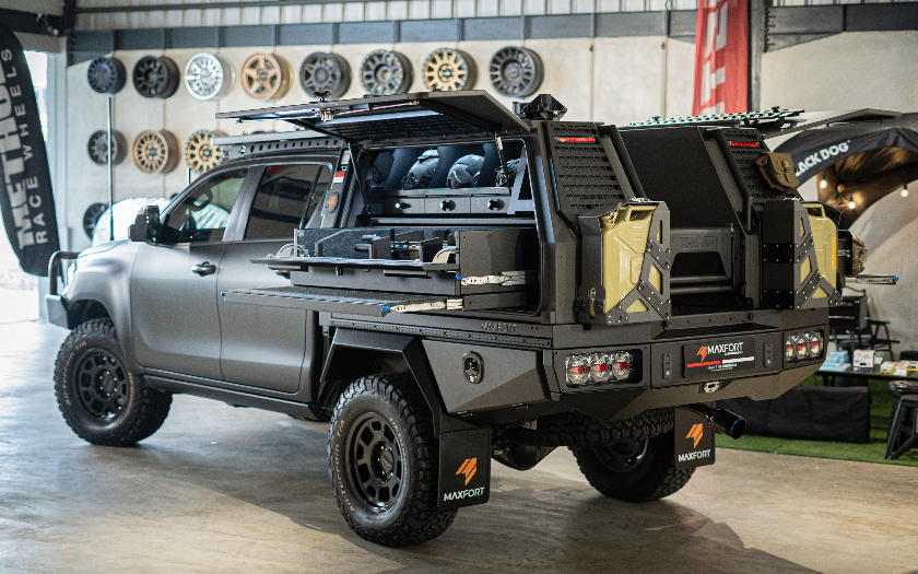 Maxfort Luncurkan TAC-ROV di Indo Defence 2025, Cocok Sebagai Kendaraan Tempur, Patroli, Logistik dan SAR