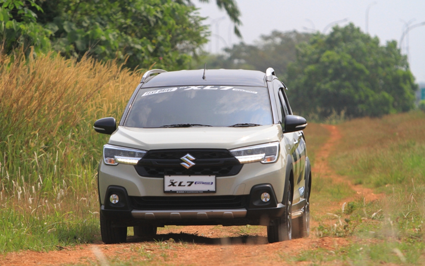 Baru Tahu Gara-Gara Ini Suzuki XL7 dan New Carry Laris Manis Jualannya