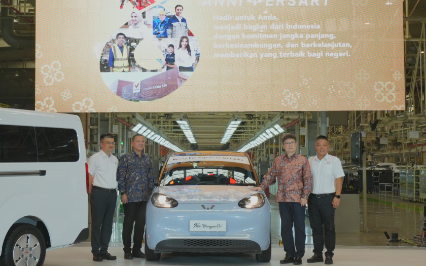 Wuling Motors Rayakan 8 Tahun di Indonesia, Sekaligus Pengiriman Ekspor New Binguo EV ke Sri Lanka