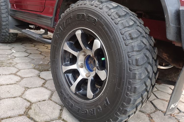 mobil listrik, Rotasi, torsi instan, Apakah Ban Mobil Listrik Perlu Lebih Sering Dirotasi?