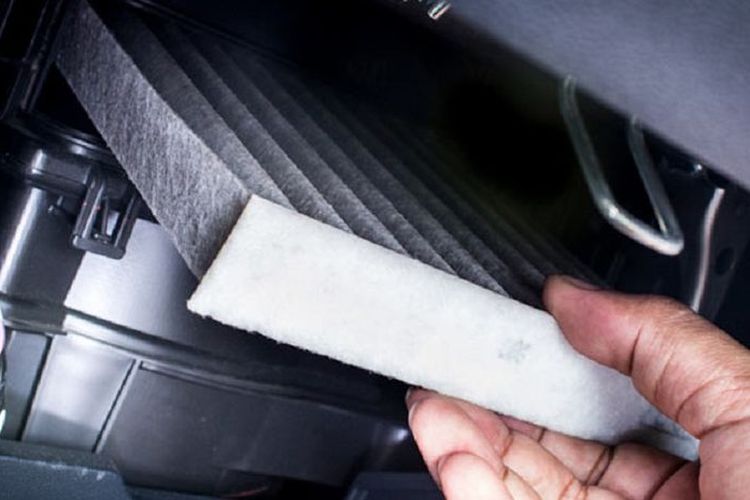 filter kabin, Tri Haryanto, perawatan rutin AC, Filter kabin, ganti filter ac mobil, Tips Aman Ganti Filter AC Mobil di Rumah