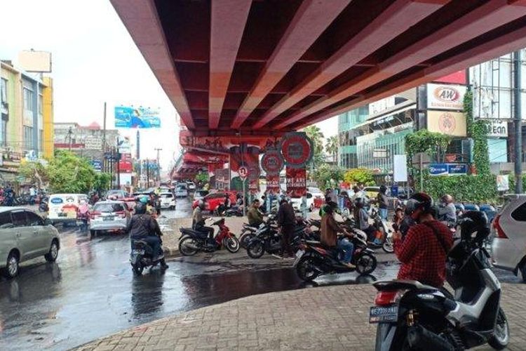 macet, Lalu Lintas, macet jakarta, pengendara motor, kemacetan jakarta, Kadishub DKI Jakarta: Alasan Jakarta Selalu Macet Saat Hujan Pagi Hari