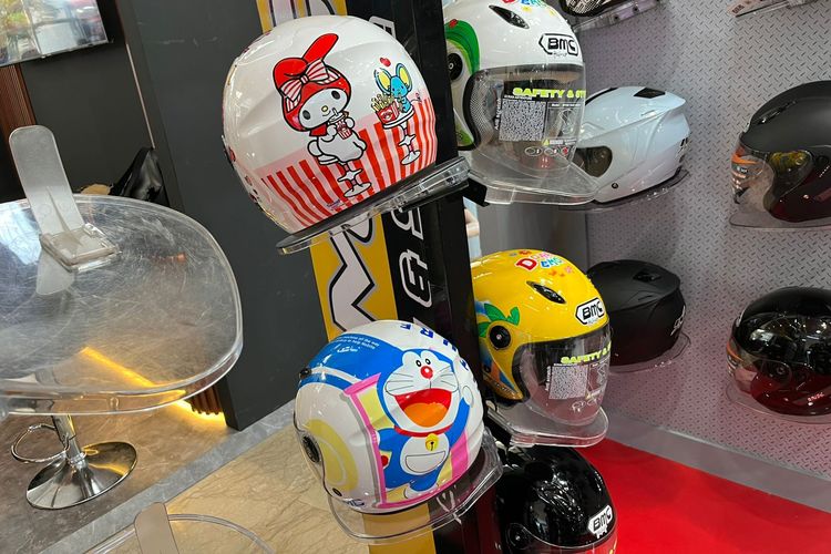 helm murah, harga helm murah, Pilihan helm, Pilihan Helm Murah di GIIAS 2025, Harga mulai Rp 100.000-an