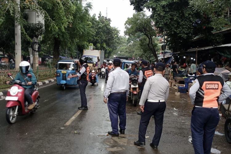 pemerasan, Parkir Liar, Rio Octaviano, Penegakan Hukum, Jangan Lagi Disebut Juru Parkir Liar, Tapi Pelaku Pemerasan